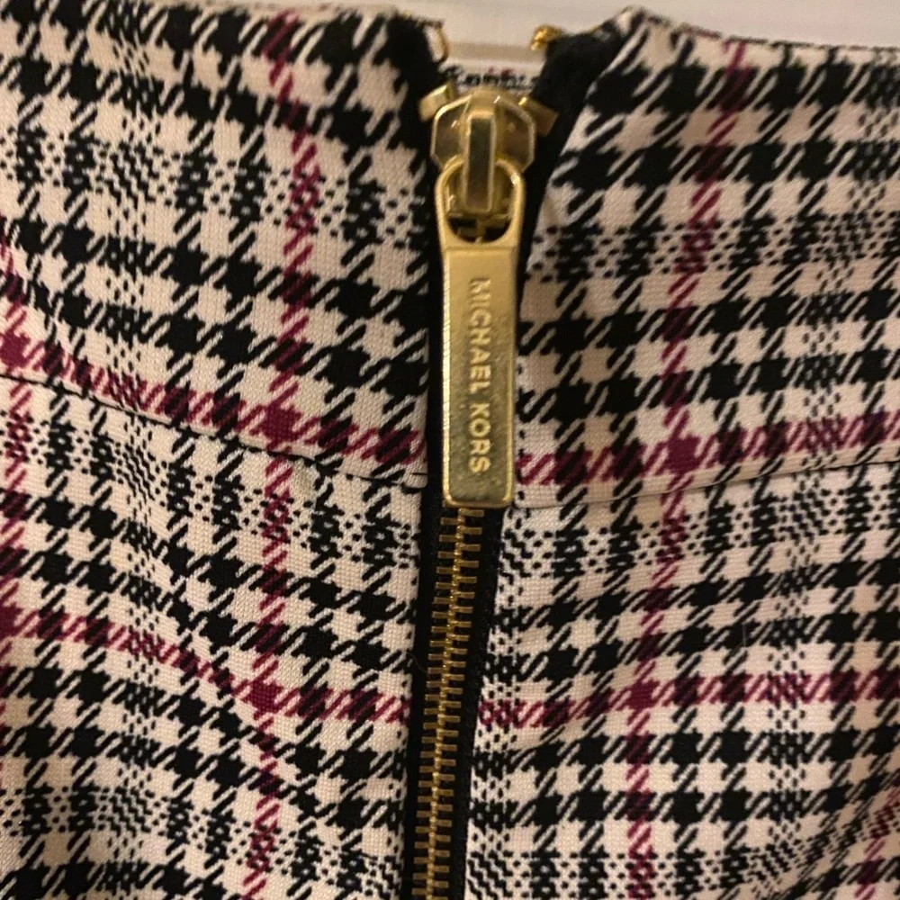 Michael Kors Pencil Skirt - Picture 3 of 4